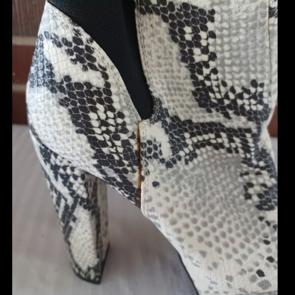 Snake Heels Boots - Picture 2 of 5